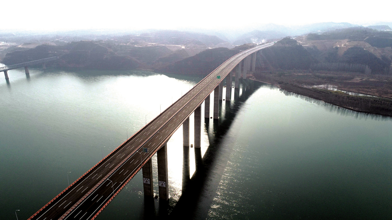 濟洛西高速黃河特大橋